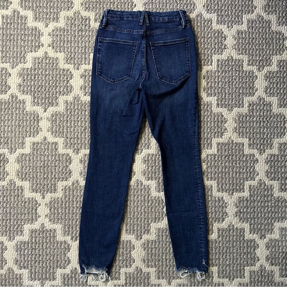 Good American Good Legs Chewed Hem High Rise Skinny Jeans - Picture 6 of 8